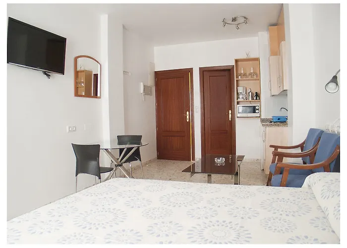 Candisol Cozy Торремолинос